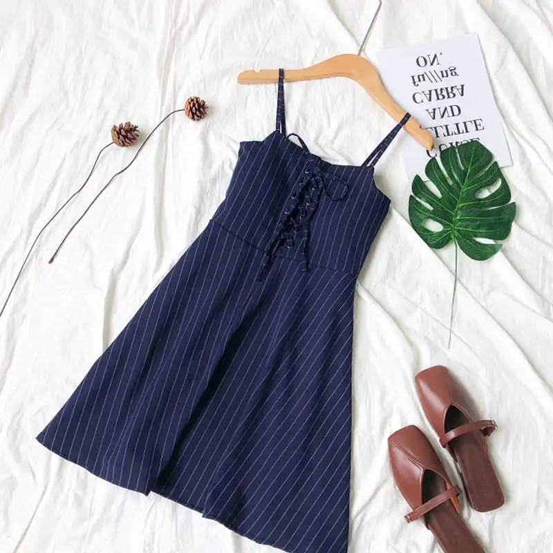 Женское платье на бретельках повседневное пляжное мини без рукавов с v образным