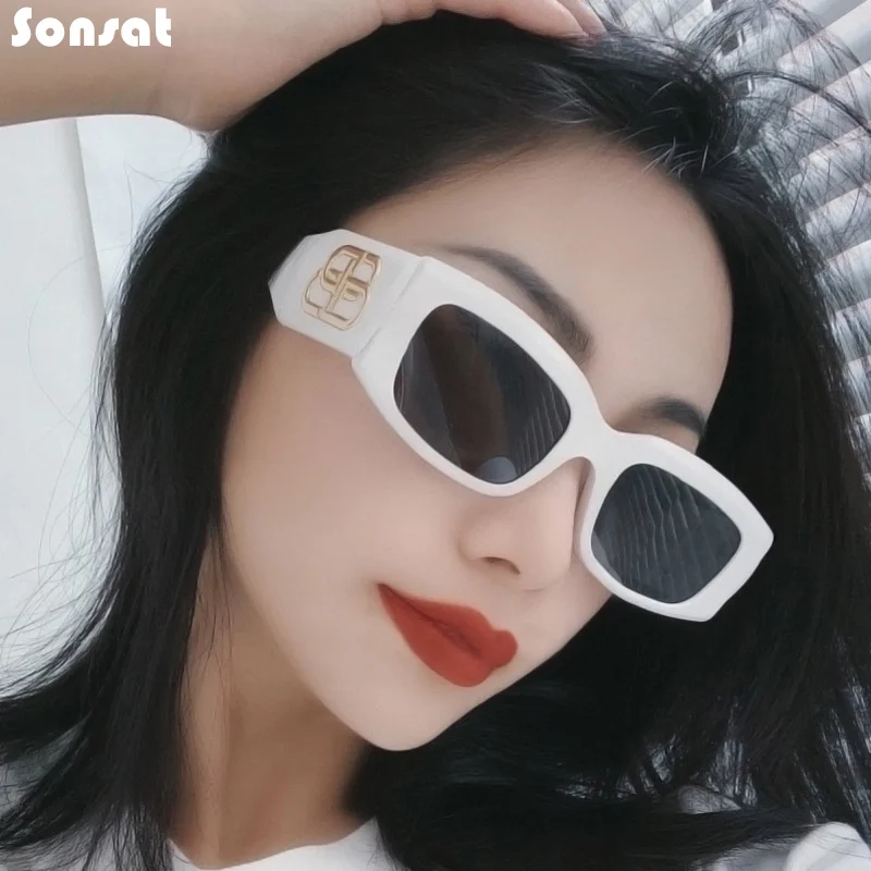 

New Style Small Square Frame Retro Rectangle Runway Sunglasses Wide Leg Personality Trend Women Ladies Shades UV400 Female
