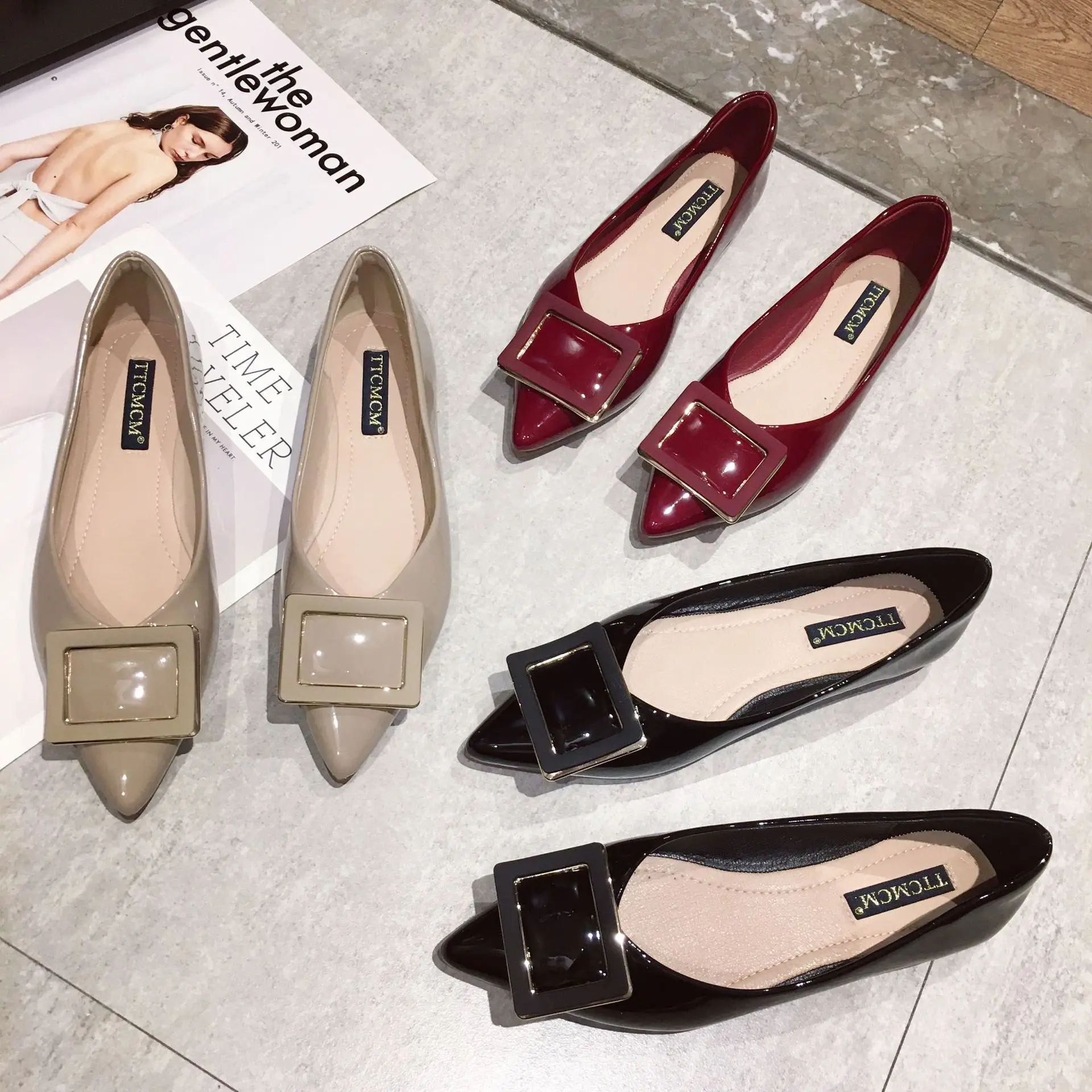

All-Match Summer Shoes Ladies Soft Buckle Female Footwear Casual Sneaker Women's Moccasins Pointed Toe Autumn Shallow Mouth Modi