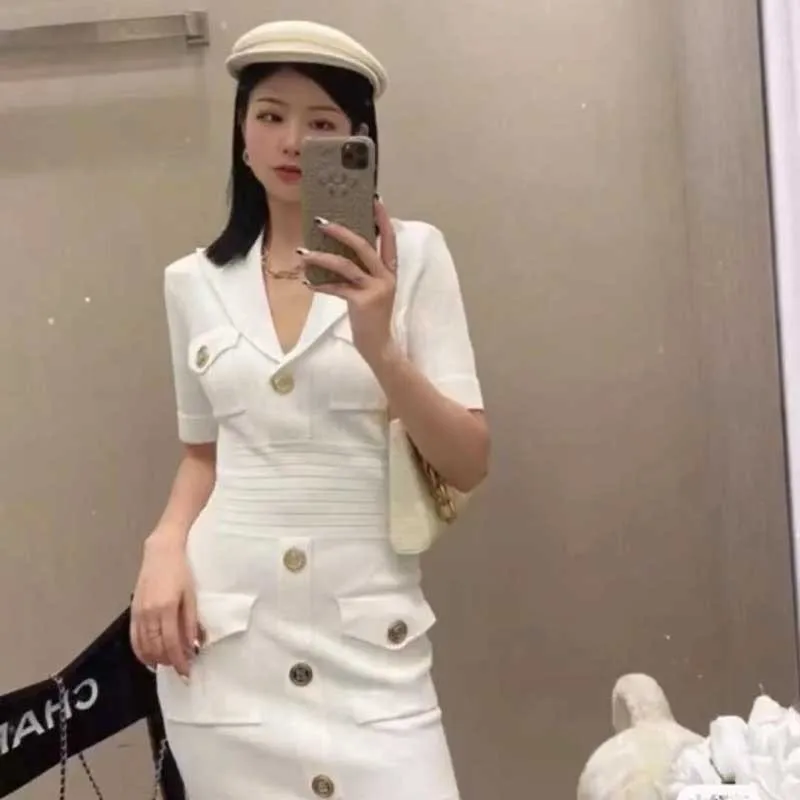 

2021 spring and summer new B family celebrity style suit collar French light luxury waist show thin package hip knitted dress