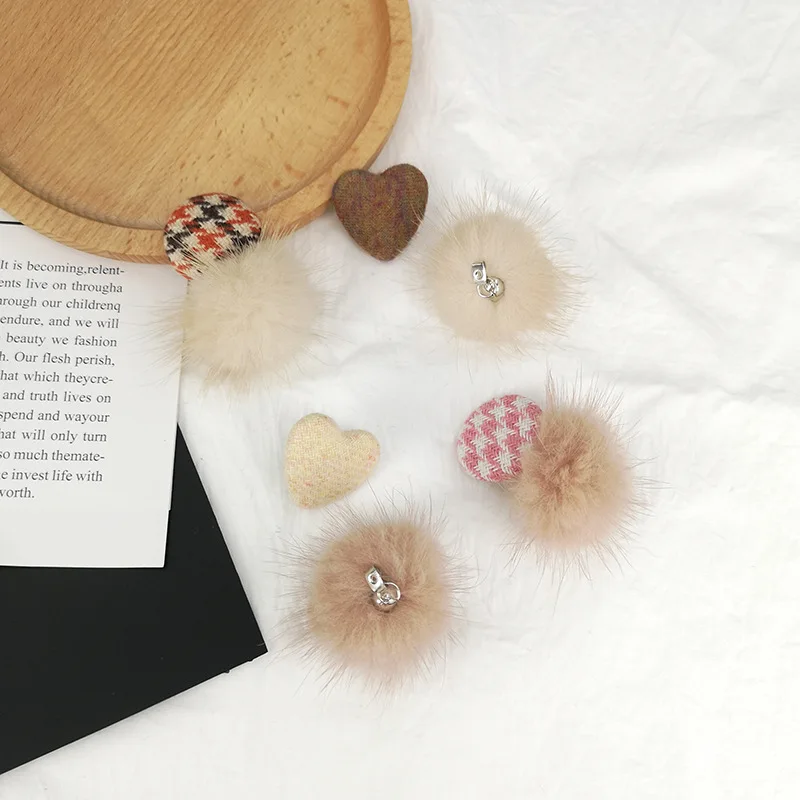 Женские винтажные серьги в форме сердца Gebu простые Корейском стиле Осень