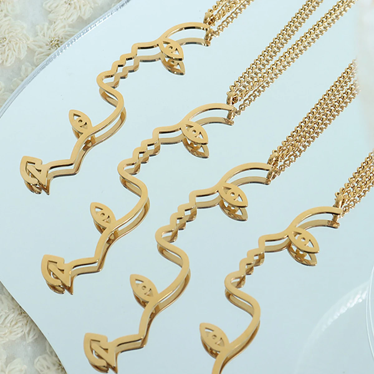 

Медная подвеска AENSOA с абстрактным лицом девушки, минималистичное металлическое художественное стильное золотое ожерелье в виде фигуры жен...