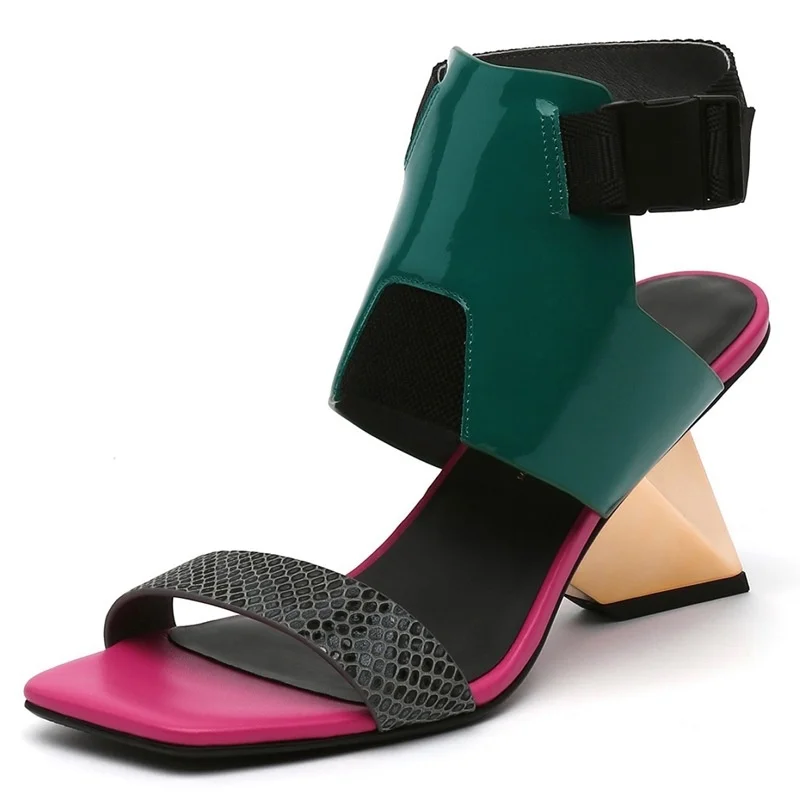 

Women's Shoes