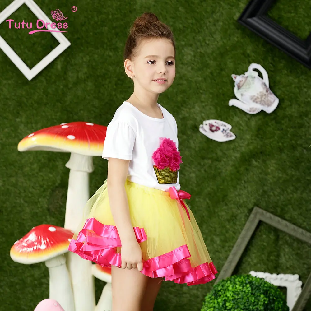 Розничная продажа комплект одежды для дня рождения с цветами новинка 2018 летняя