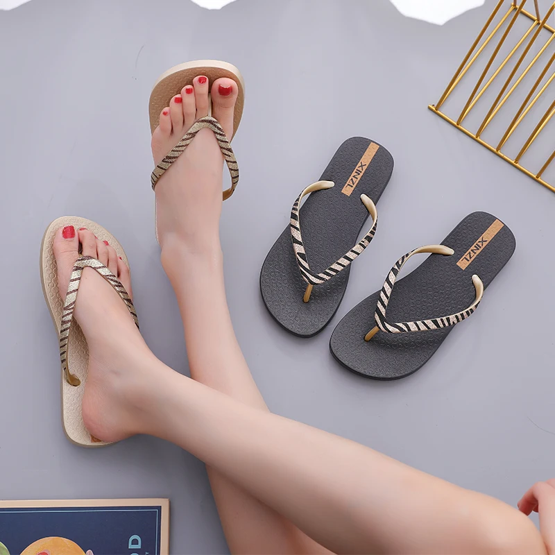 Оптовая продажа Новинка 2020 года летние шлепанцы женские повседневные пляжные
