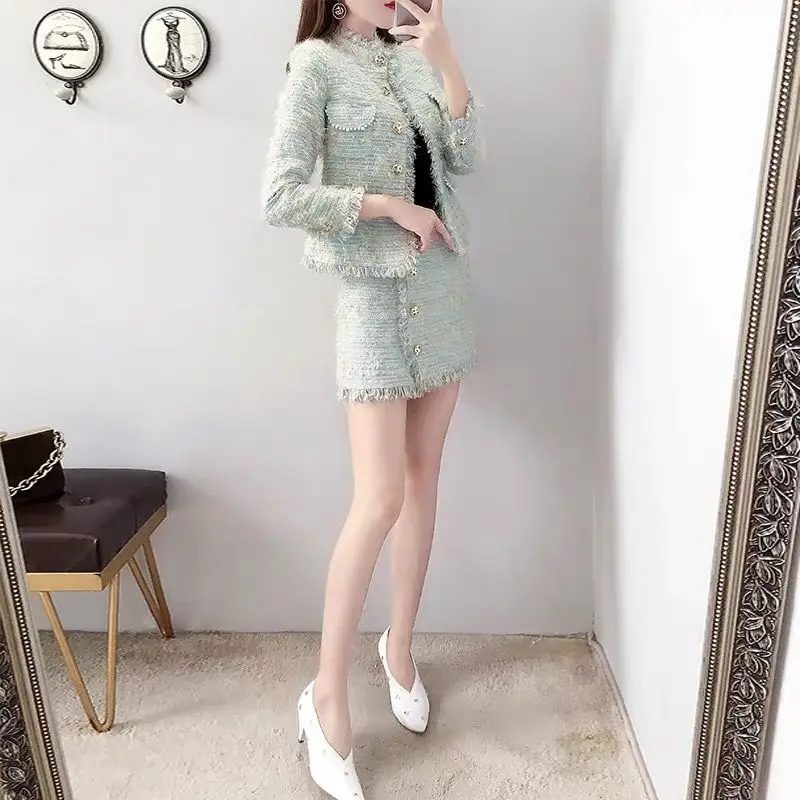 

Женский комплект из двух предметов, однотонная трикотажная Мини-юбка в стиле ретро, Q189, Осень-зима 2021