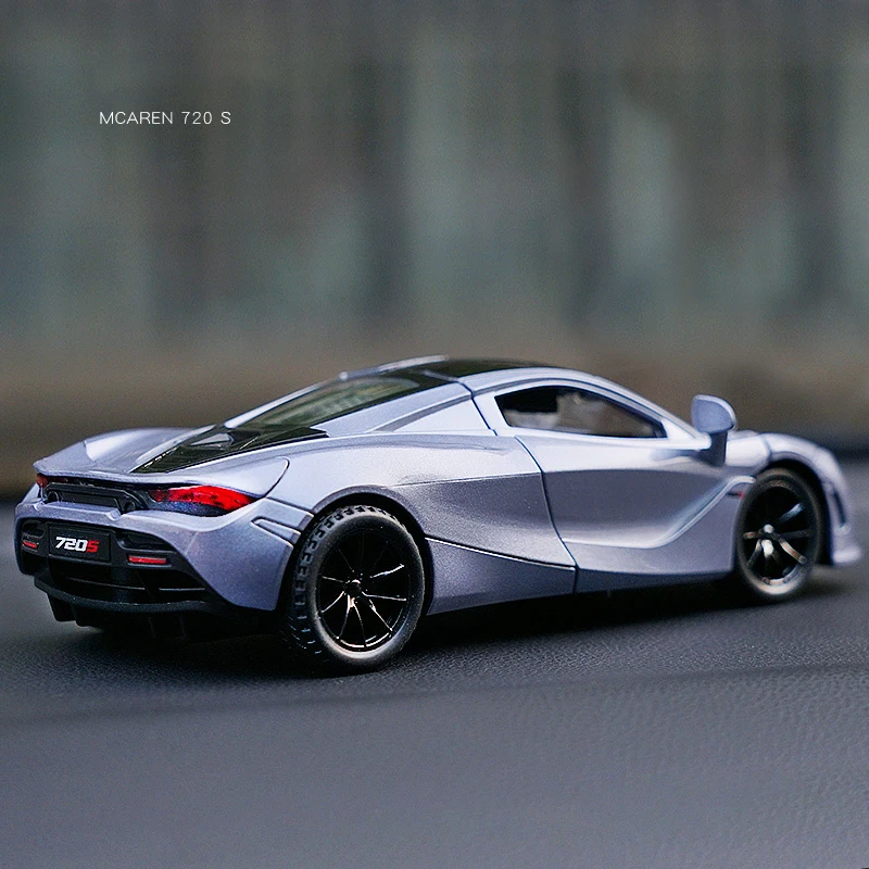 Модель автомобиля McLaren 720S металлическая из сплава в подарок на день рождения |