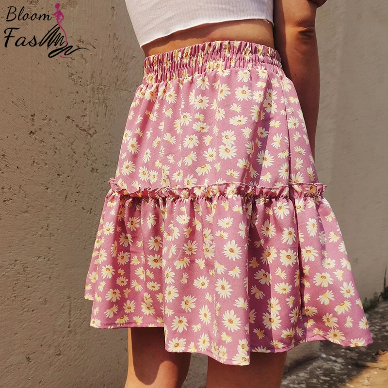 

Womens Little Daisy Flower Printed Mini Skirts Sweet Streetwear Plant Pleated Clothing Summer Empire Elastic Waist Beach Wear