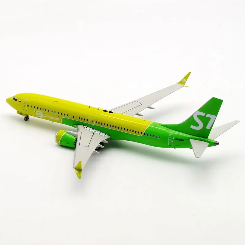 Игрушечная модель самолета 1:200 B737 Max Air Siberian S7 airlines way с базовым шасси литой Сплав