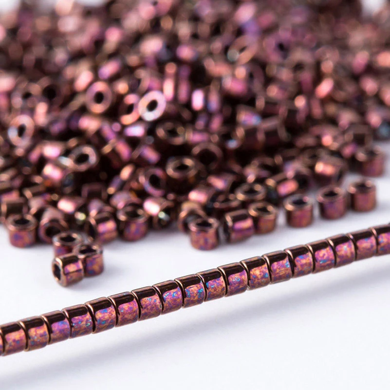 Taidian Miyuki Delica Seed Bead 11/0 для Broderie De Perles Francaises непрозрачный белый DB1-40 1,6x1,3 мм около 1000 штук - Color: miyuki-DB12