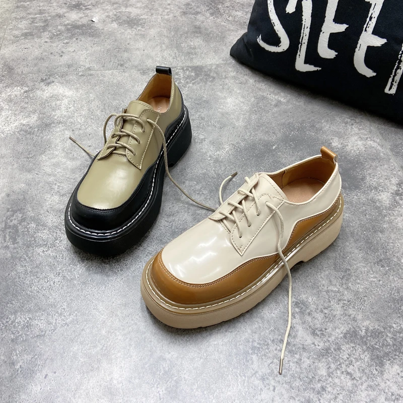 

2021 spring and autumn new female British style small leather shoes, retro leather lace-up mid-heel platform leather shoes trend