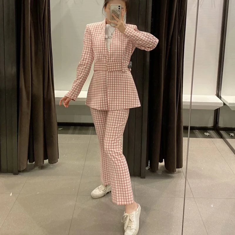 Женский винтажный офисный костюм из двух предметов розовый клетчатый брючный с