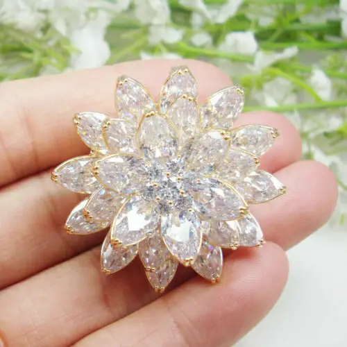 

Woman's Luxurious Three-tiered Flower Pendant Brooch Pin Clear Zircon Crystal