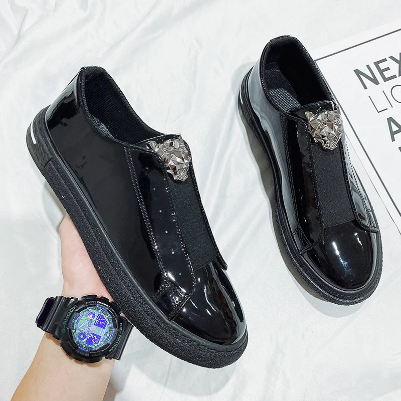 

Men Patent Leather Shoes Tiger Casual Flats Loafers Moccasins Shoes Glossy Upper Party Nightclub Footwear Slip-on Skate Sneakers