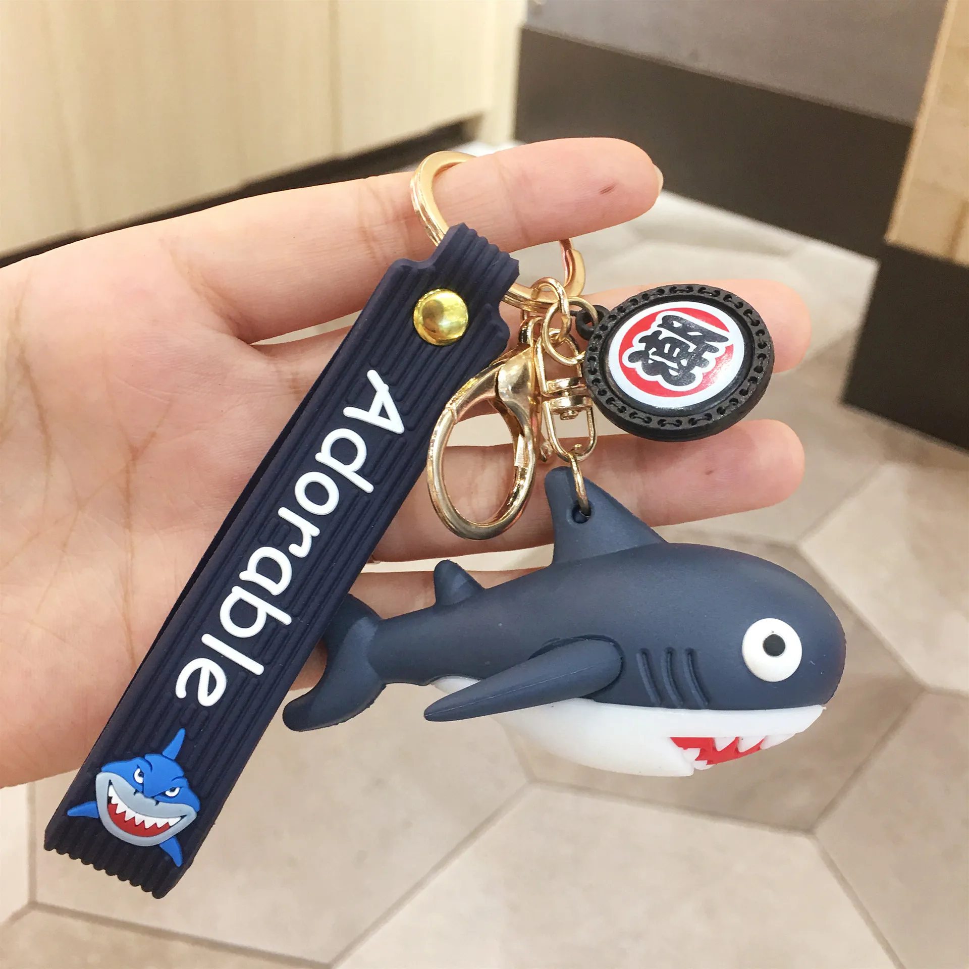 Милый мультяшный брелок для ключей с синей акулой креативный милый подарок