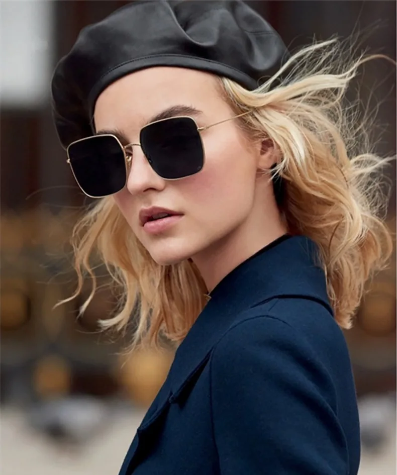 

Unisex Fashion Square Sunglasses Ladies Colorful Sea Beach Glasses Luxury Brand Designer Sunglasses Wholesale UV400