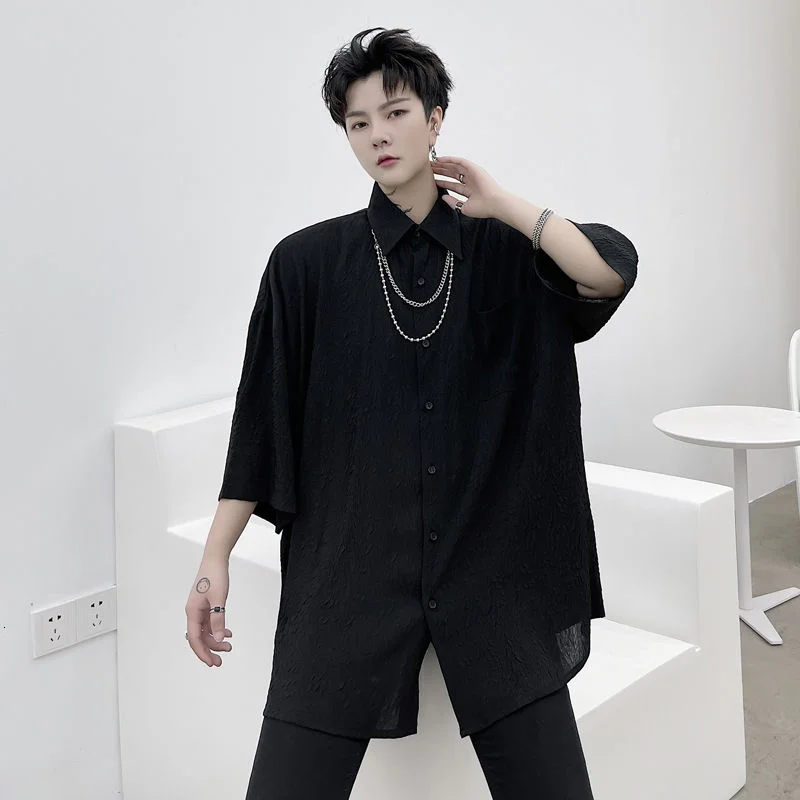 

IEFB Men's Clothing 2021 Spring Relief Fabric Metal Pendant Decoration Short Sleeve Shirt Oversized Black Whtie Lapel Top 9Y8010