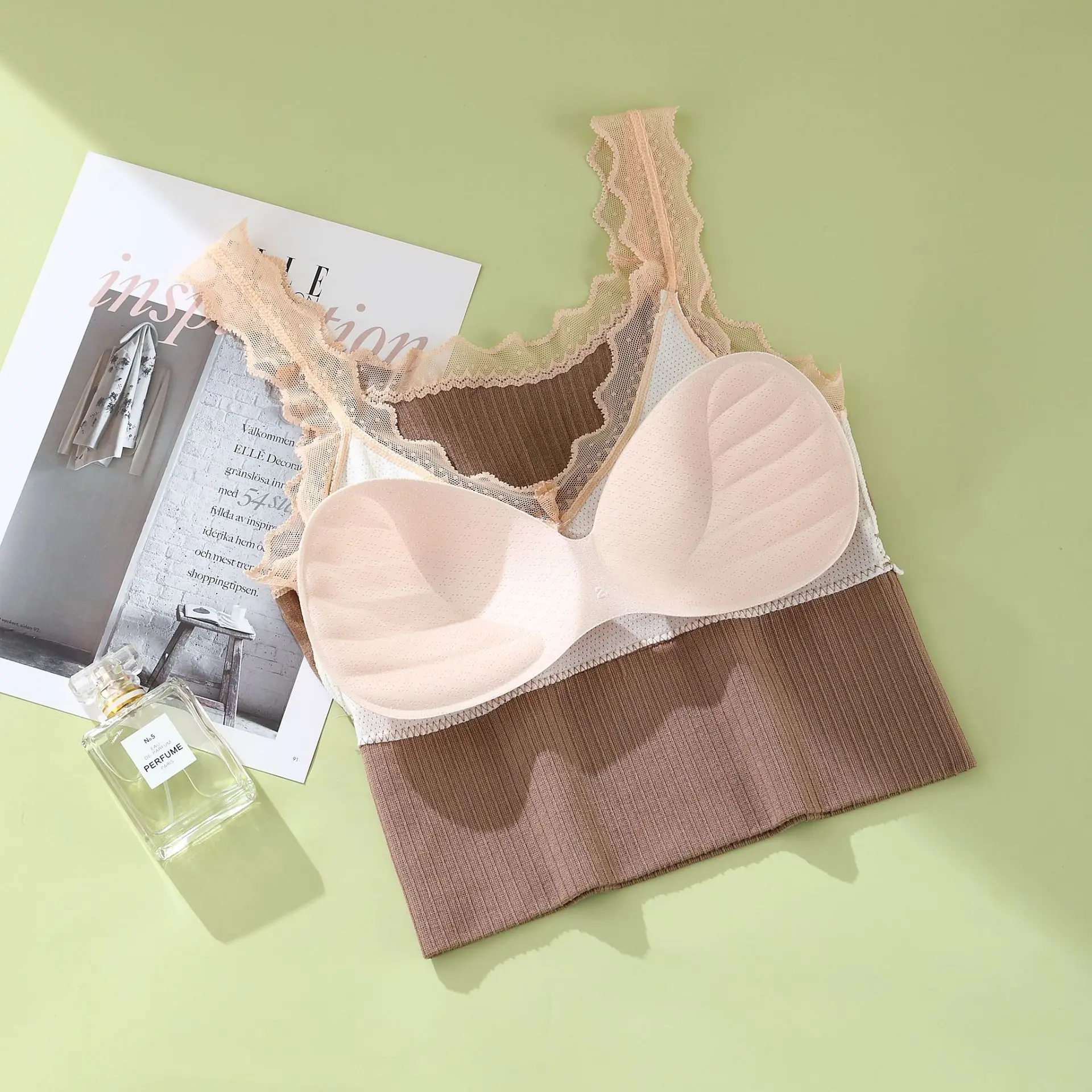 

SALSPOR Spring Crop Top Bra Women Wavy Lace Fashion Lingerie Sexy Vest Wireless Padded Push Up Solid Underwear