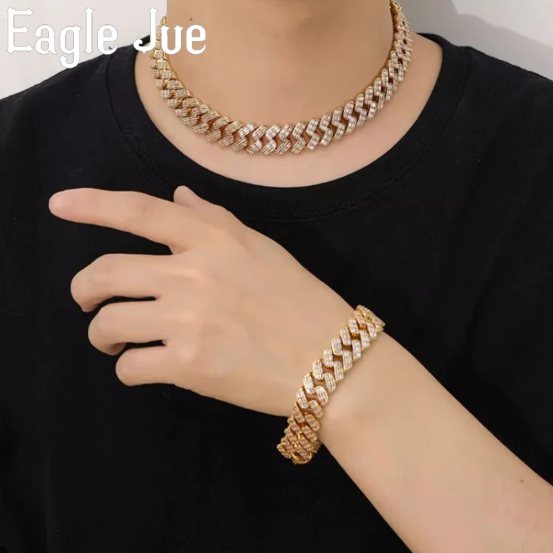 

2021 male domineering 20mm wide cubic zircon diamond-shaped Cuban chain flip buckle men's hip hop necklace personality hip hop