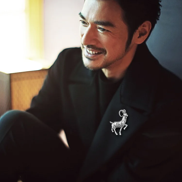 Мужская брошь Антилопа Эксклюзивная на лацкан в виде овец животных оригинальный