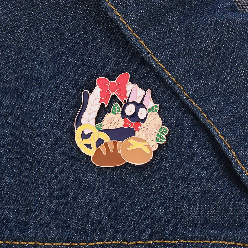 Kawaii Gigi The Baker Hard Enamel Pin Fashion Cartoons Animal Black Cat Brooch Badge Jewelry Miyazaki Hayaos Anime Fans Gift |