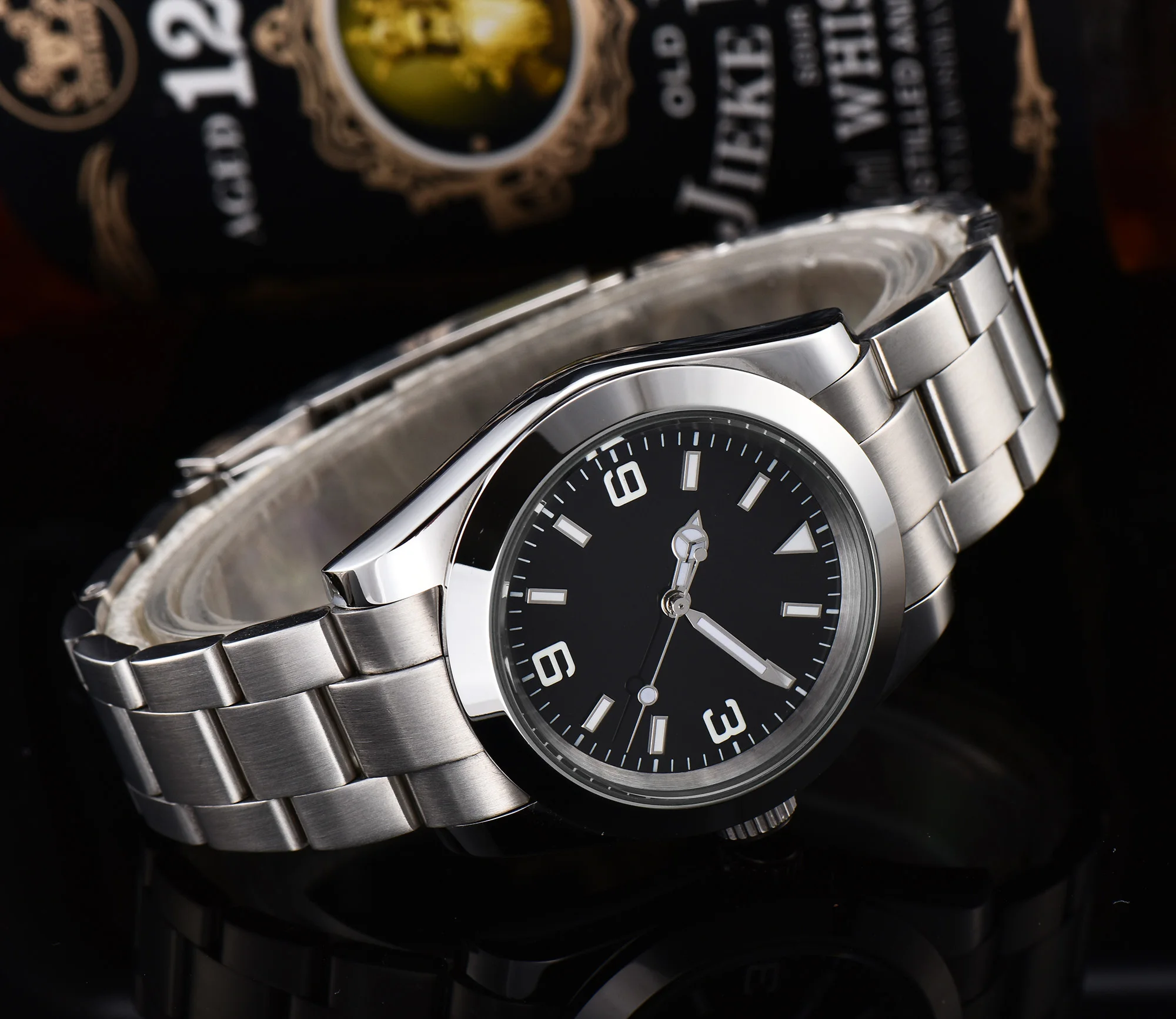 Мужские часы 39 мм автоматический черный циферблат светящиеся рука сапфировое