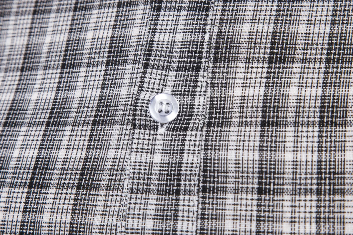 

2020 summer new men's short-sleeved shirt stand collar European code casual fashion semi-cardigan hedging dark grid male blouse