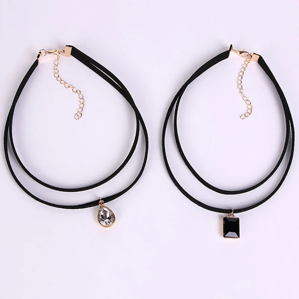 Бархатный чокер для женщин