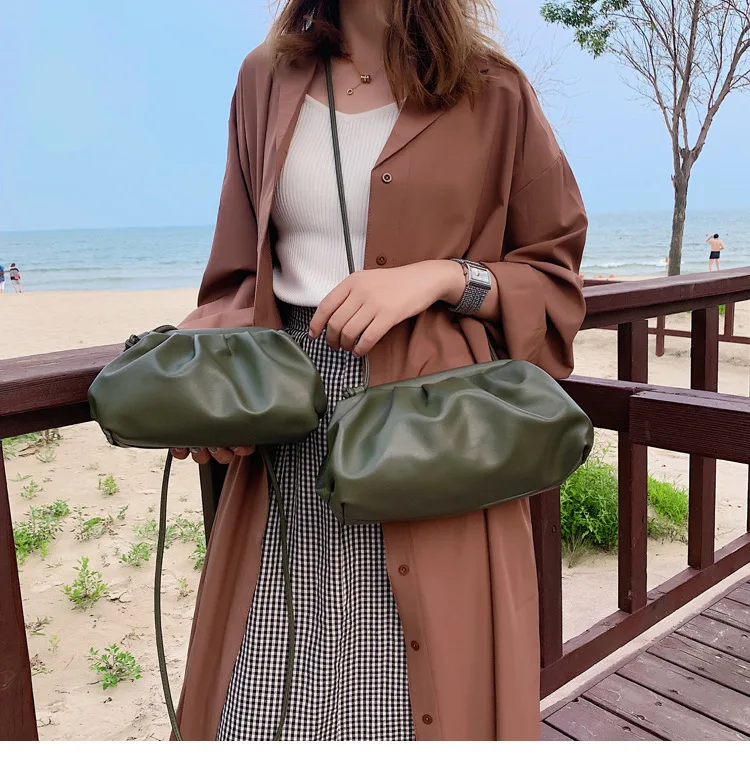 Women Simple Dumplings Messenger Bag Designer Retro New Fashion Cloud Female Crossbody Shoulder Bag Tide Handbag Clutch Bag