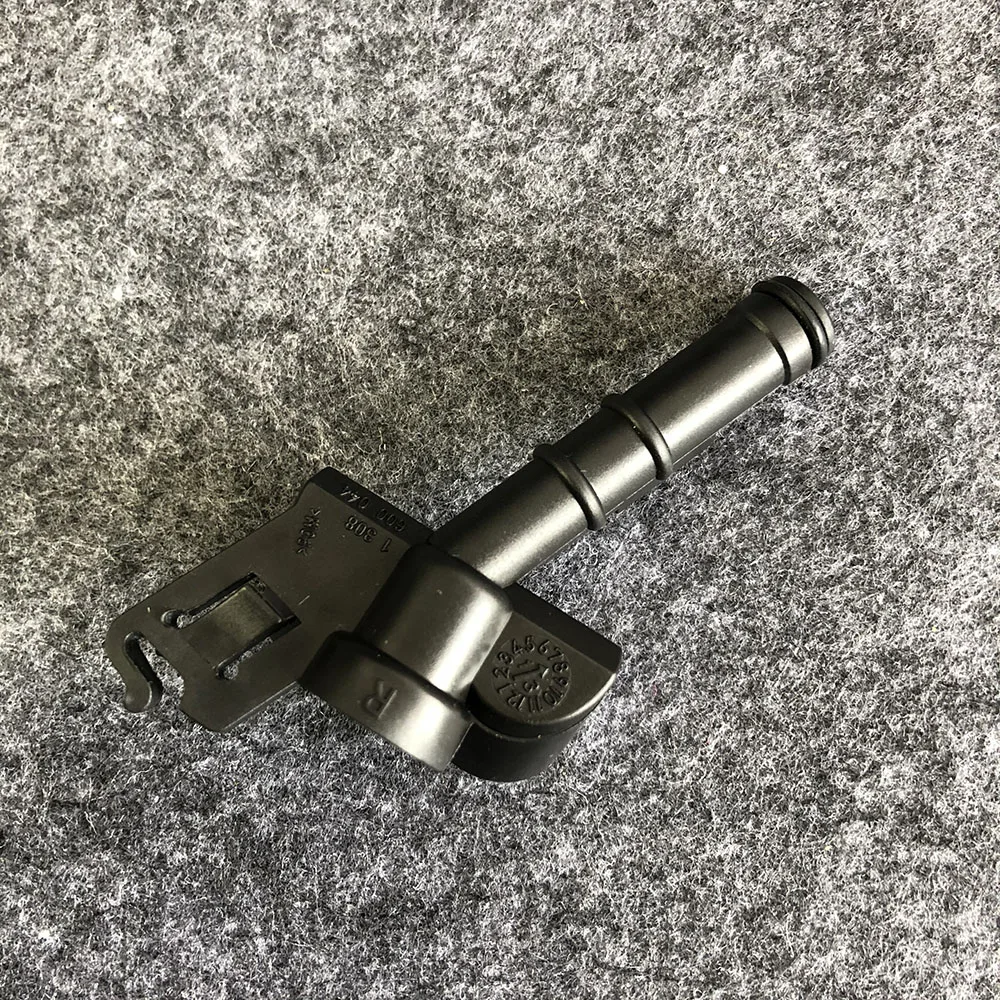 

For VOLVO S40 C70 C30 V50 2007 2008 2009 2010 2011 2012 Right Side Headlight Washer Pump Wiper Nozzle Cylinder 30698423