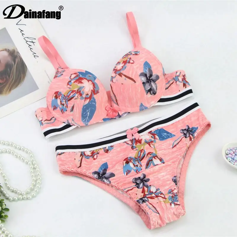 Комплект женского нижнего белья с чашками пуш ап и вышивкой|bra 3/4|bras for womenbra |