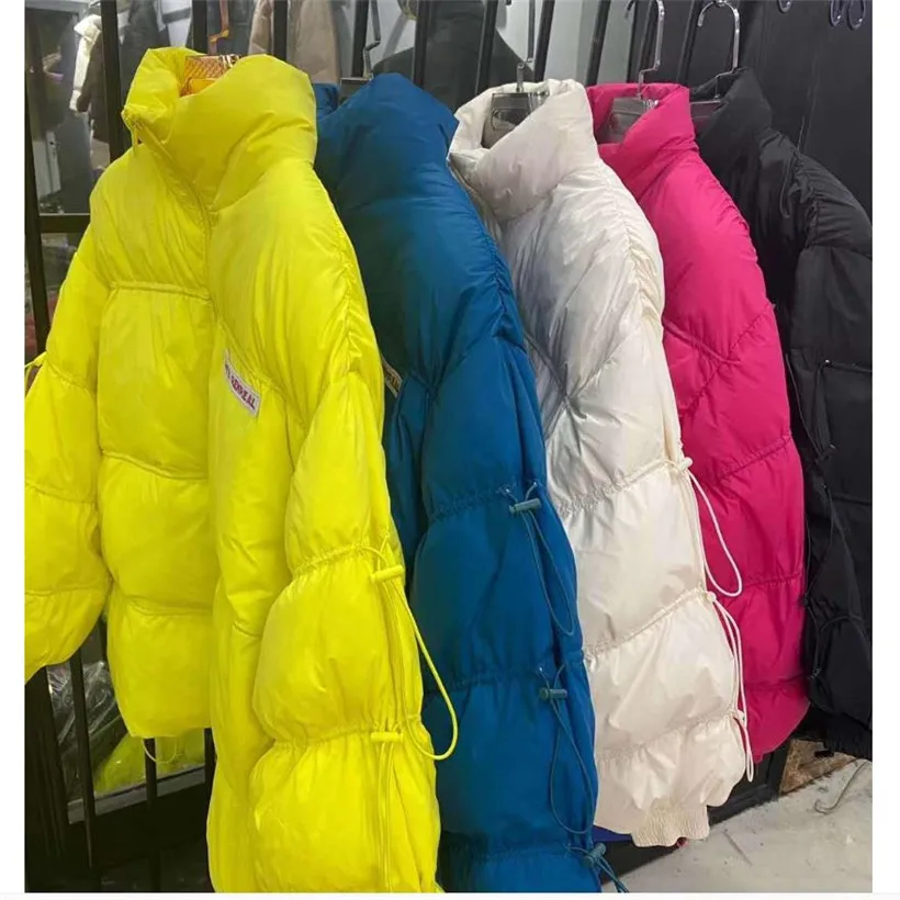 

2020 Korean style down jacket women's short bread stand-up collar down jacket keep warm in winter fashion trend