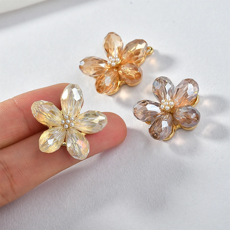 Высокого качества с украшением в виде кристаллов и лепестками из сплава цветок