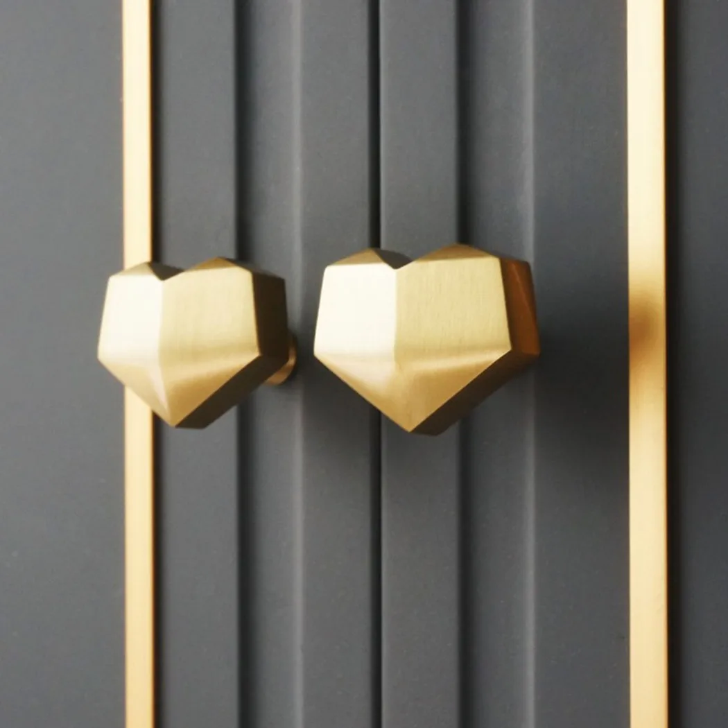 

Gold/ Loving Heart Cabinet Knob Kids Room Furniture Cabinet Cupboard Closet Drawer Handle DIY Decoration Pulls Solid Brass