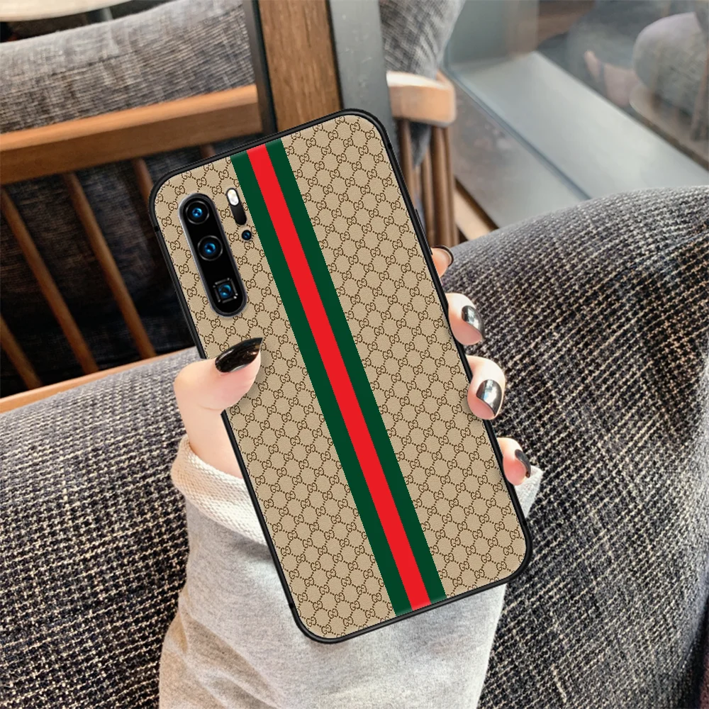 

Italian luxury brand snake tiger bee Phone Case For Huawei P Mate 10 20 30 40 Lite Pro smart Z 2019 nova 5t black Waterproof