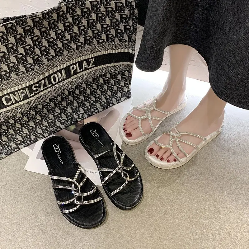 

Roman slippers female 2020 new summer wear open toe cross thin belt rhinestone sandals and slippers beach shoes Z869