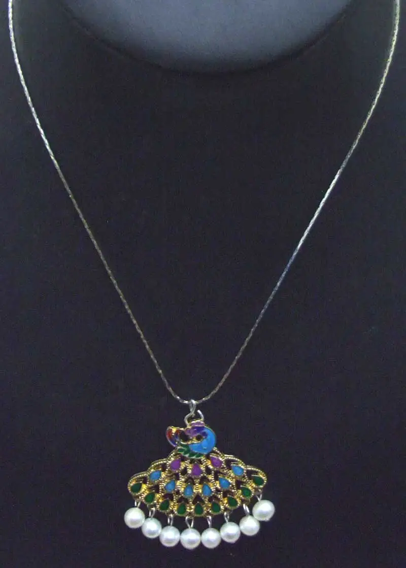 

Qingmos 40mm Multicolor Peafowl Pendant Necklace for Women with 6-7mm Round White Pearl Necklace 17" Silver Plated Chain Chokers