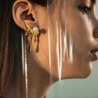Женские металлические серьги-гвоздики с жемчугом AMORCOME, золотистые и Серебристые серьги неправильной геометрической формы в стиле панк, необычные ювелирные украшения