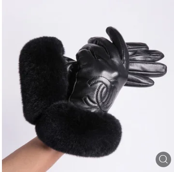 

Hot Sale Harajuku Ladies Warm Abbit Wool Sheepskin Gloves Winter Female Money Points Refers To All Female Palm Touch Gloves