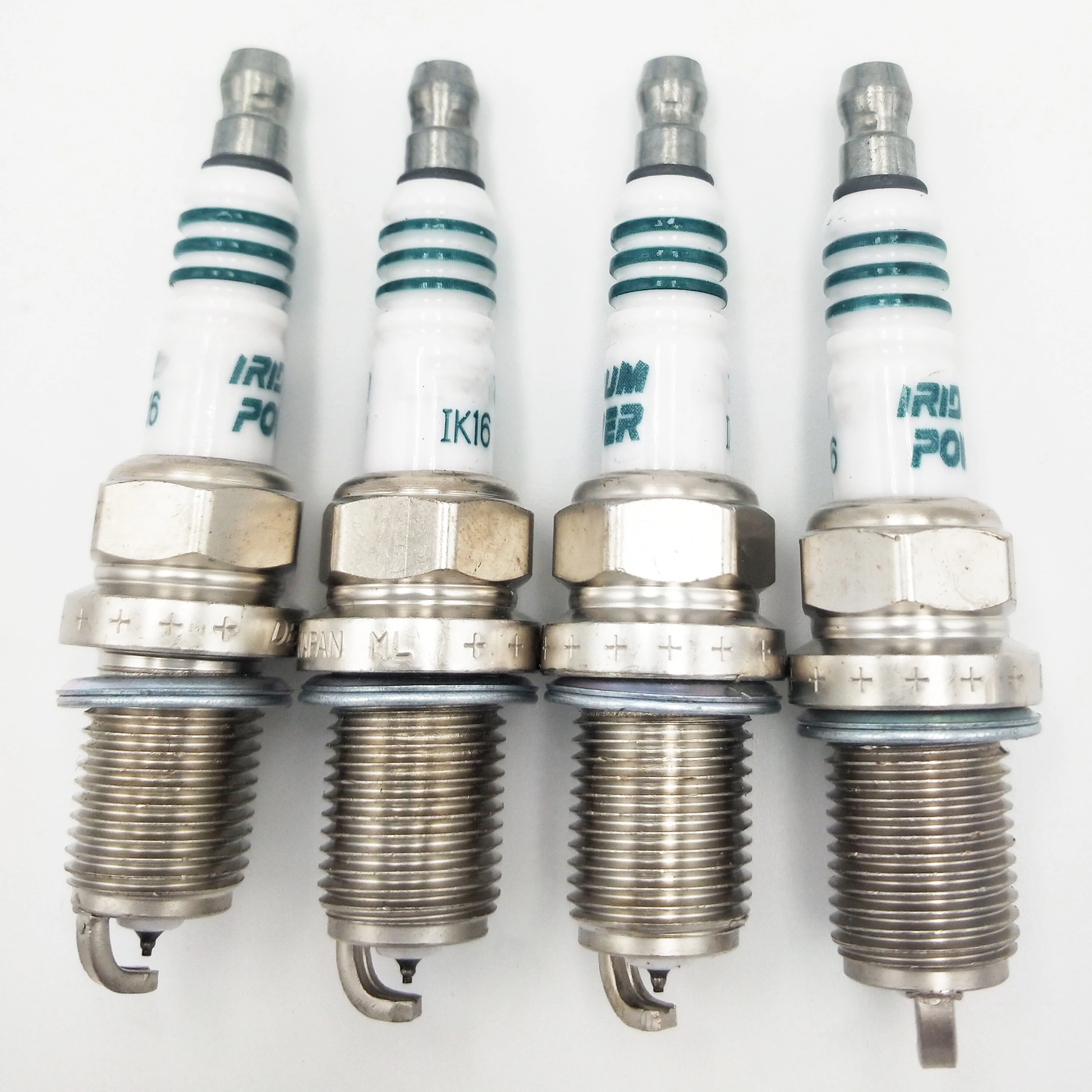 

4pcs/lot car candles iridium power spark plugs IK16 5303 For Toyota Nissan Honda