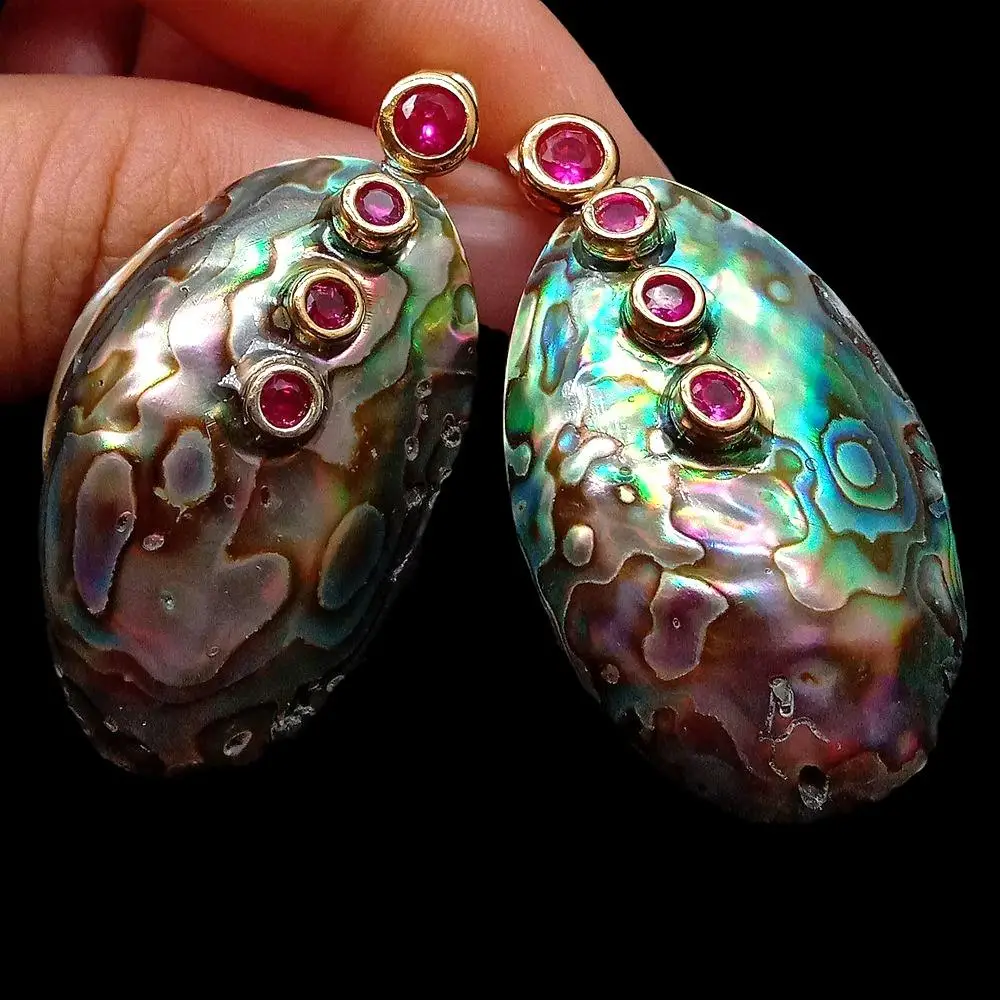 Y · YING серьги гвоздики в винтажном стиле с натуральным абулоном и красным