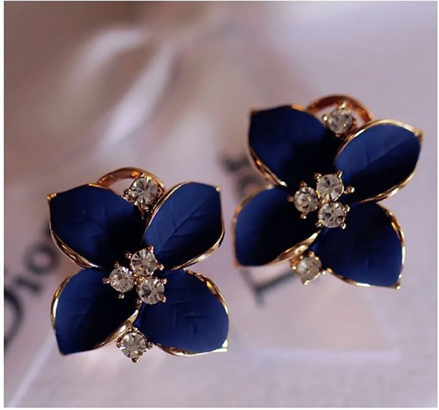 

SNCSDK 2020 Fashion Women's Stud earrings romantic Gardenia Women's earrings elegant beautiful flowers fashion jewelry