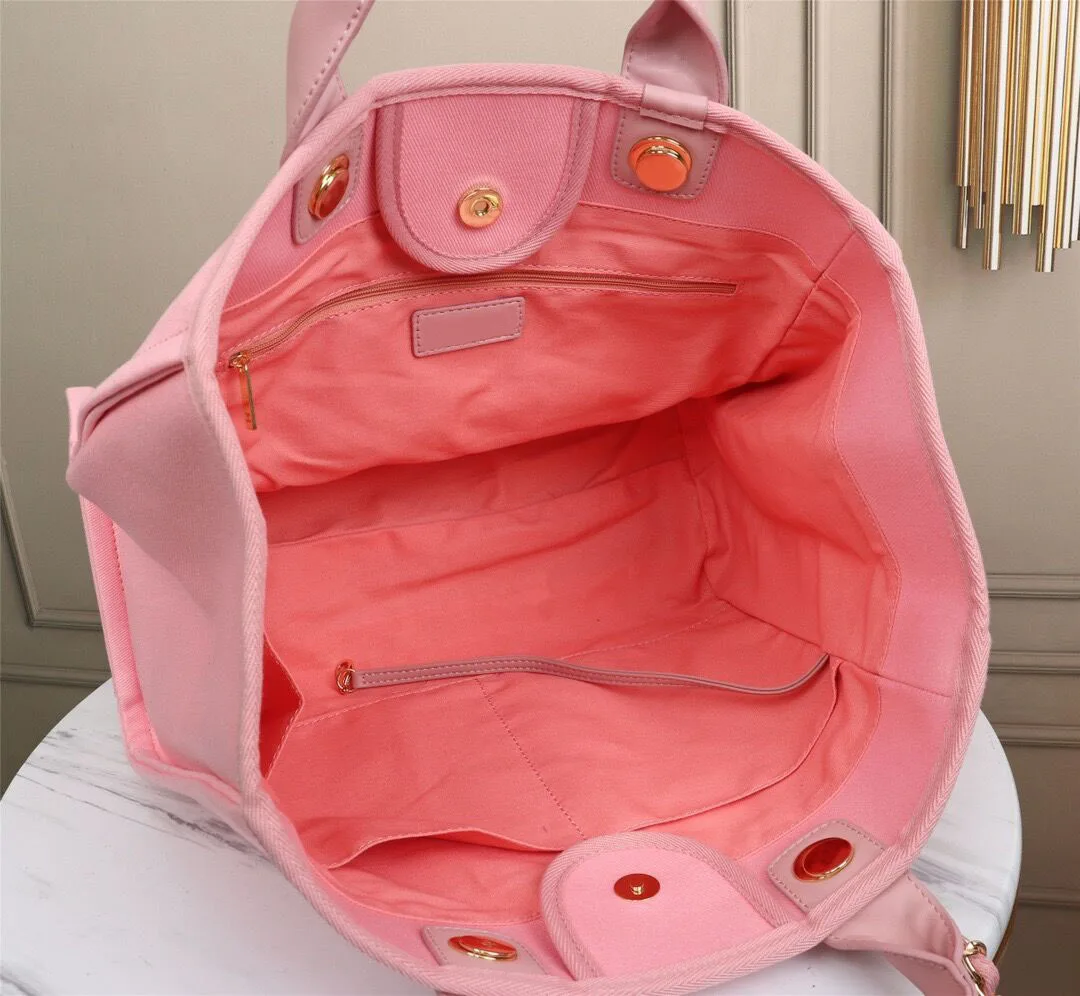 

2021 small fragrant wind bag winter women's wild pocket large capacity new net celebrity shoulder bag super hot