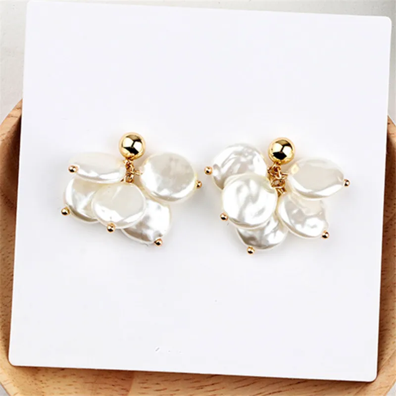 Stud earrings Модные женские круглые серьги-гвоздики с искусственным жемчугом для пирсинга, плоские жемчужные цветочные серьги, ювелирные аксессуары - Окраска металла: Stud earrings