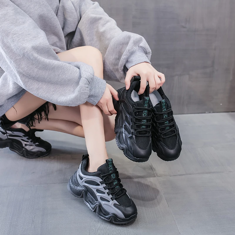 

Women Platform Chunky Sneakers black high lace-up Casual Vulcanize Shoes luxury Designer Old Dad female fashion Sneakers 2020