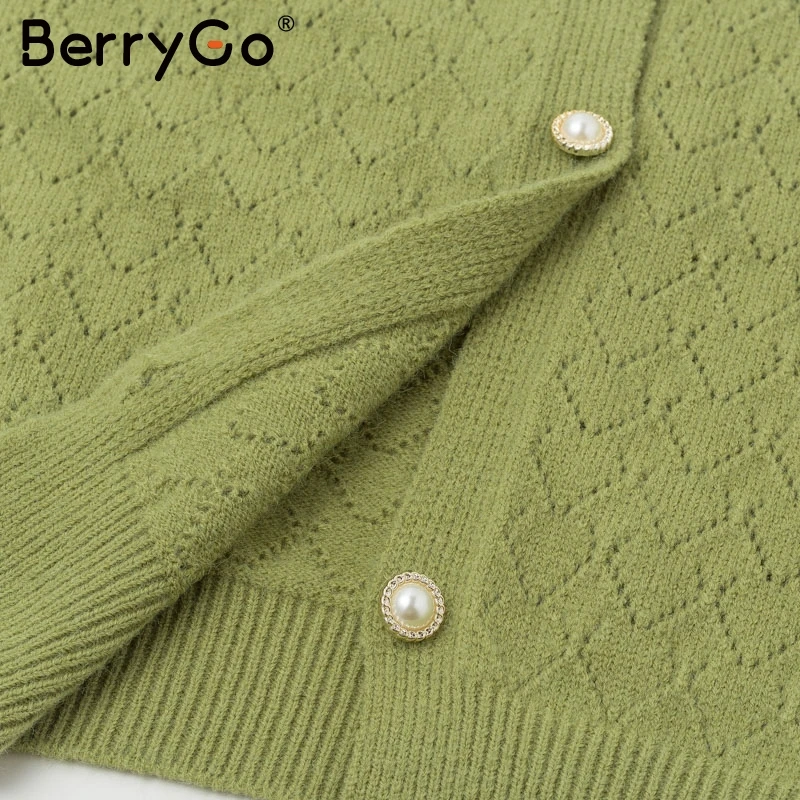 BerryGo Повседневный вязанный кардиган на пуговицах с v-образным вырезом Женские