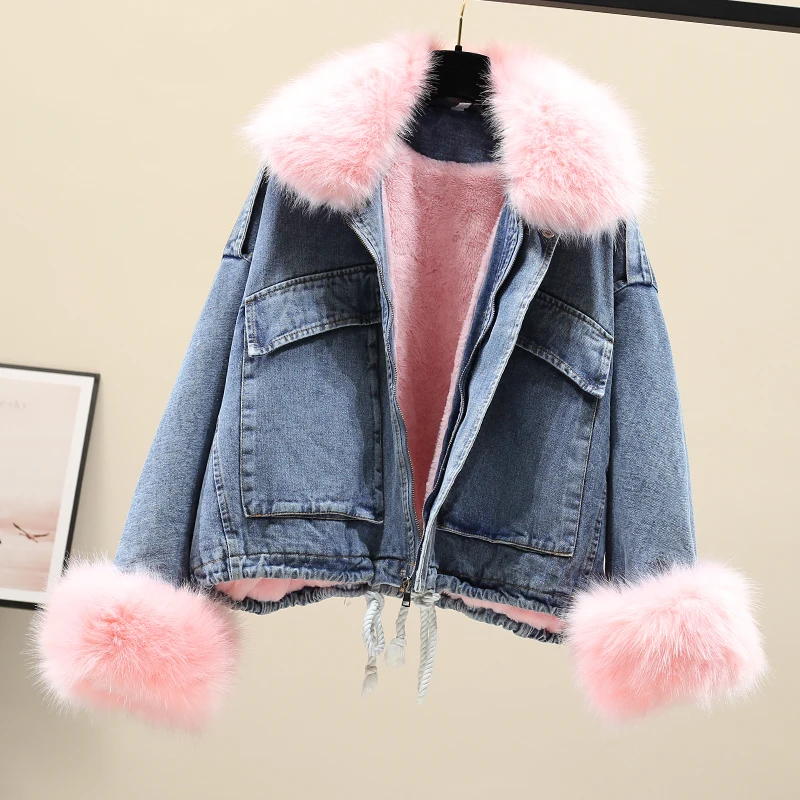 Зимняя джинсовая куртка с большим меховым воротником и подкладкой из овечьей