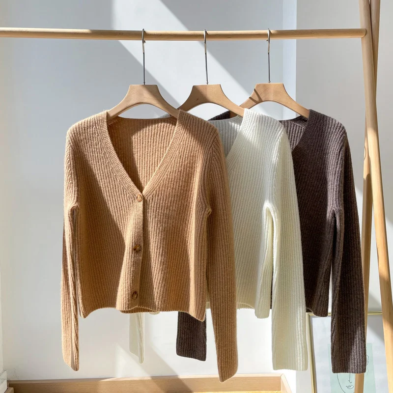 

Wensi ~ 2021 autumn and winter new knitted V-neck cardigan sweater women's Korean loose pure cashmere sweater short sweater