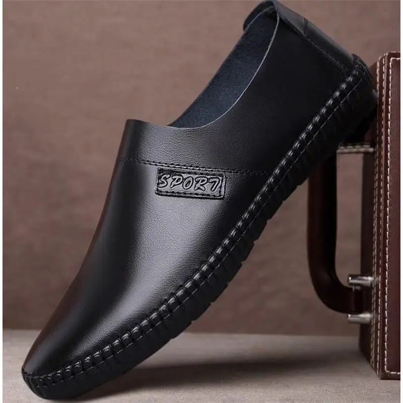 

Casual Leather Shoes Men Soft-soled Loafers 2021 Fashion Breathable Driving Shoes Outdoor Jogging Sneakers Zapatos De Hombre