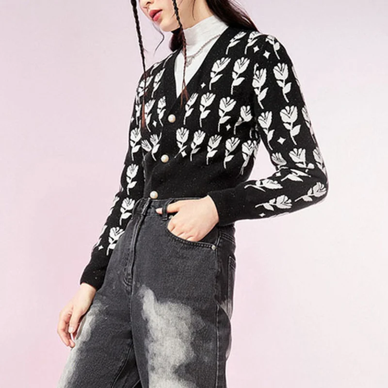 

Кардиган женский трикотажный на пуговицах, с цветочным принтом, с жемчужинами, свободный, с длинным рукавом и V-образным вырезом, для зимы